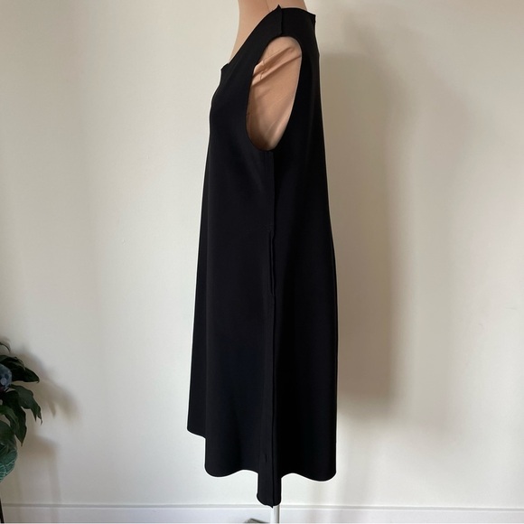 Norma Kamali Sleeveless Crewneck 4-Way Stretch Poly Lycra A-Line Swing Dress M - Picture 3 of 12